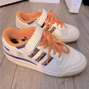adidas Forum 84 Low-Top Sneakers - US 6